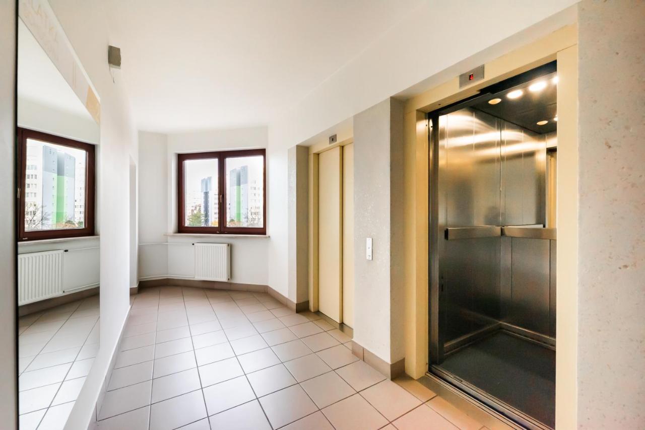 Woronicza Homey Wooden Apartment Varšava Exteriér fotografie